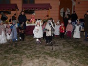 Rozsvícení stromečku u MŠ